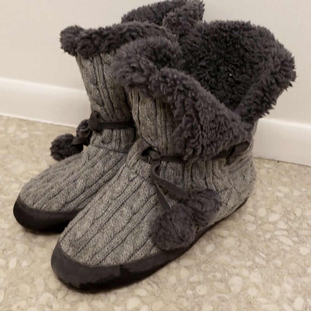 BearPaw Trista Boots Slippers Booties Charcoal Grey, Size 9